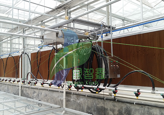 溫室大棚中使用噴灌機的好處有哪些？